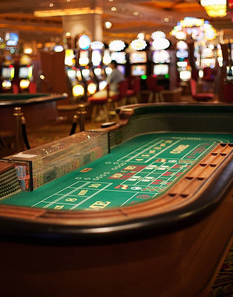 akai mobile app interface showing sportsbook markets and live-dealer games